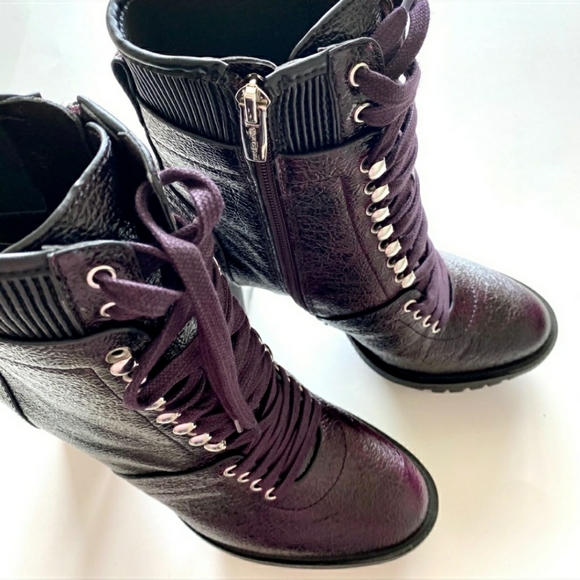 NEW VINCE CAMUTO "ERMANIA" BOOTS - Picture 8 of 16